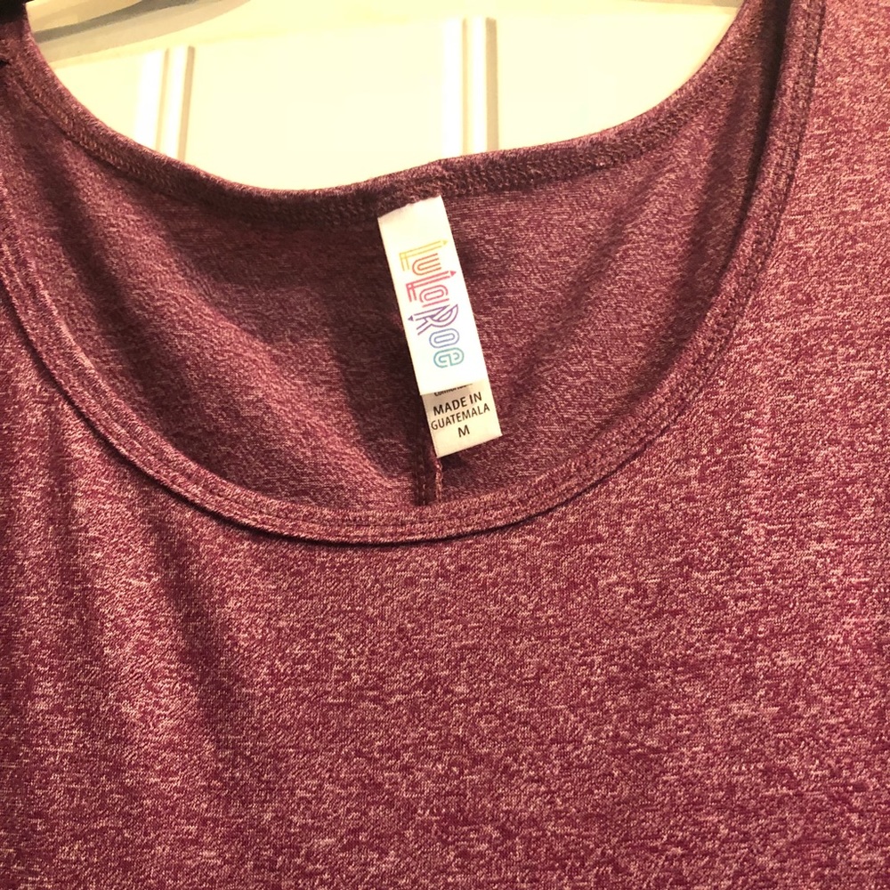 Lularoe medium perfect t
